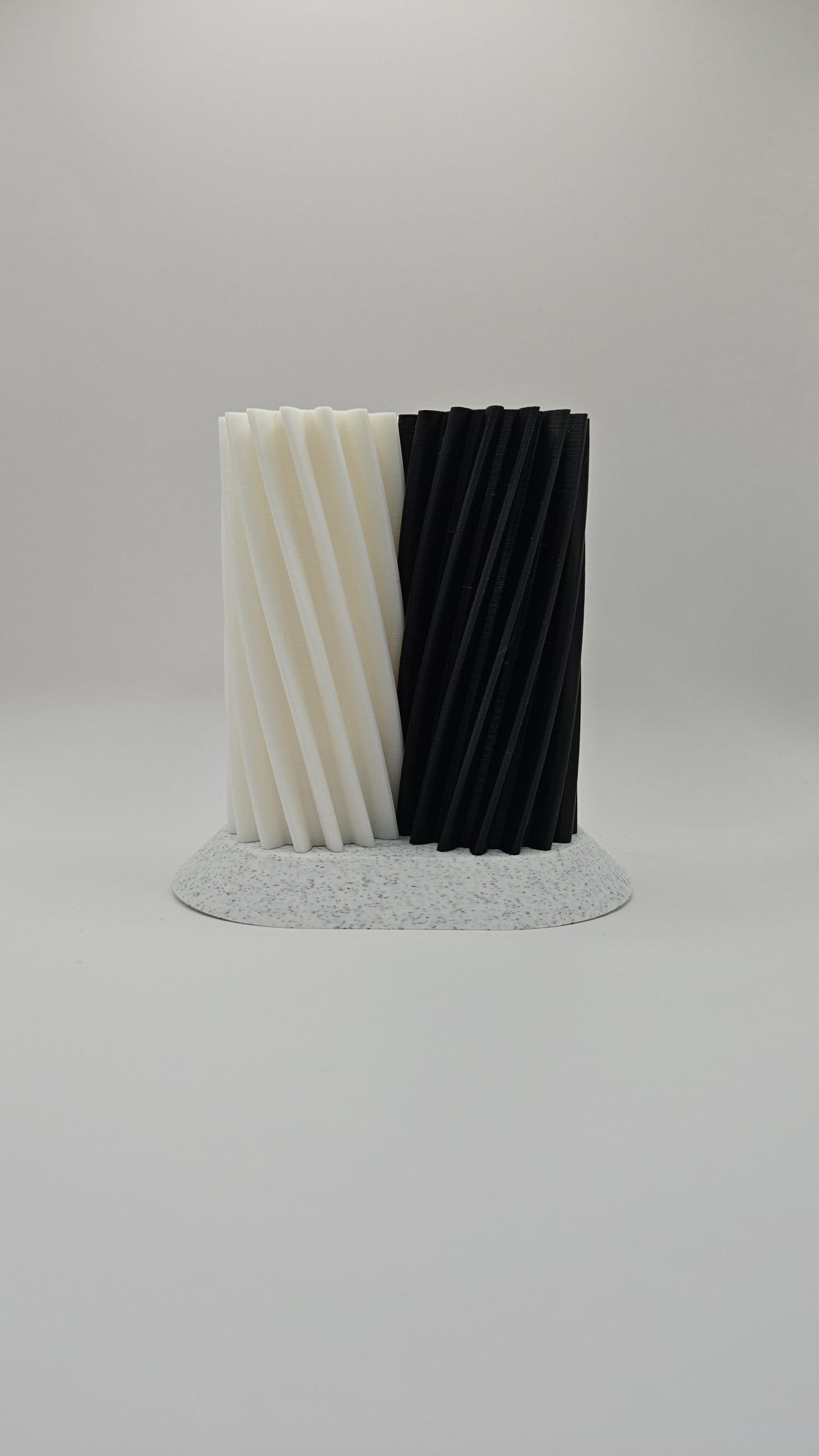 3D-printet salt- og peppersett Spiral Duo med fidget effekt
