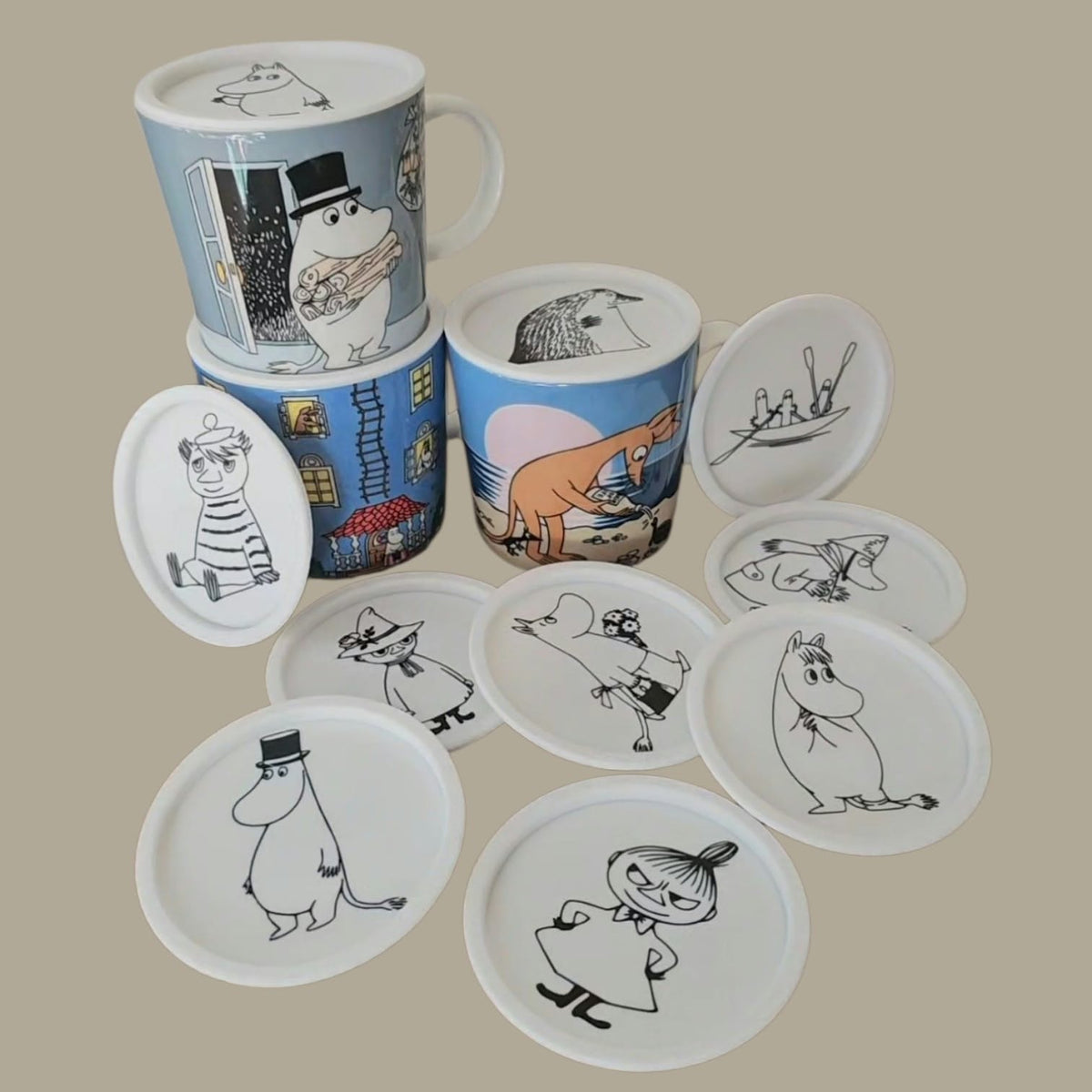 Mummikopp stablere 30 cl, offisielt Moomin-produkt, 10-pakning vist med Mummikopper